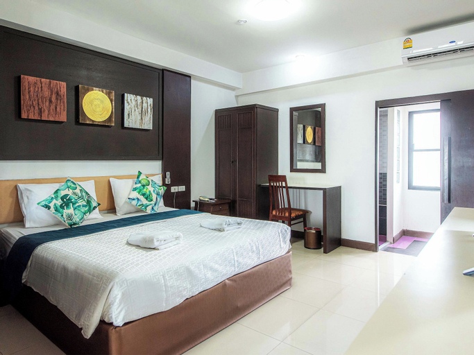 Bedroom 25