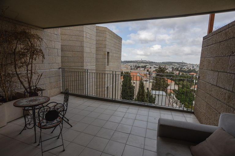 Others 5, Luxury apartments Boutique Haneviim