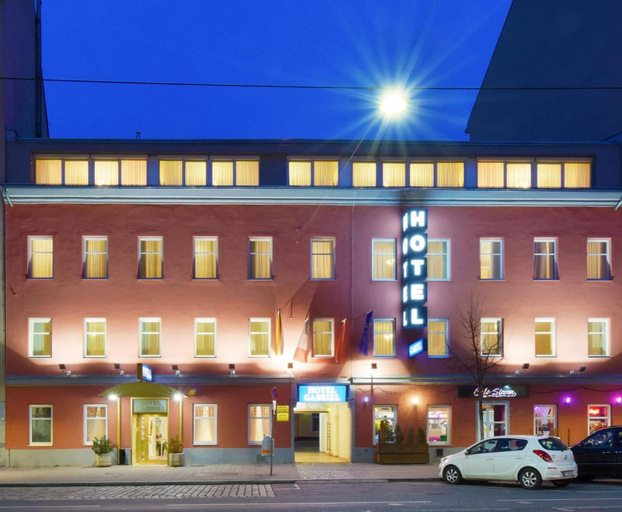 Exterior & Views 2, Gartenhotel Gabriel, Wien