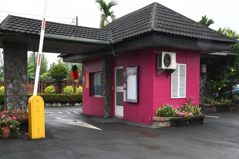 Others 4, Love Boat Motel, Pingtung