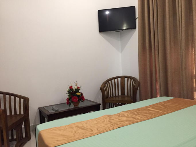 Bedroom 2, Eagle Wings Holiday Resort, Imbulpe