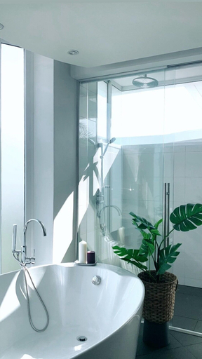 Bathroom 4, Ocean Beachfront Smart Unit, Sattahip