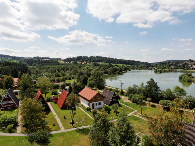 View from property 3, Wooden Chalet with Terrace near Swimming Lake, Freyung-Grafenau