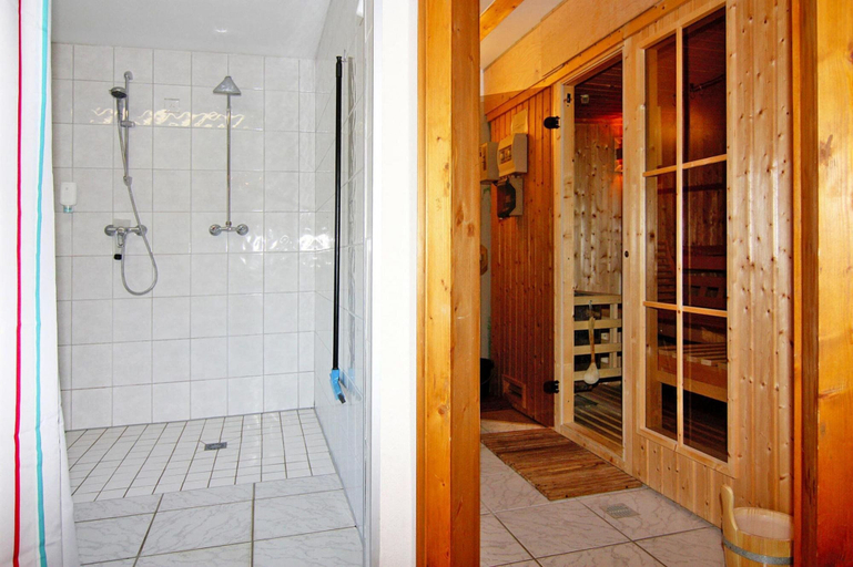 Bathroom 4, Ferienhaus in Vieregge mit Garten, Vorpommern-Rügen