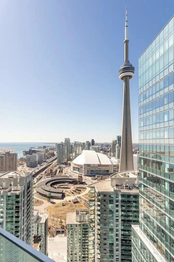 Others 5, Elegant Suites - CN Tower & Lake View, Toronto