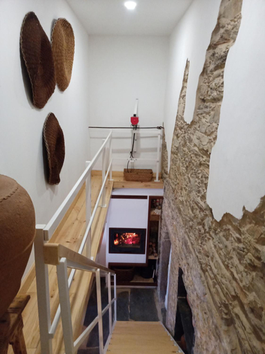 Bedroom 2, russa, Castelo Branco