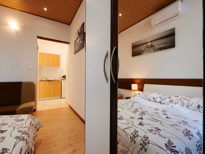 Bedroom 2, Apartments Vujina, Kaštela