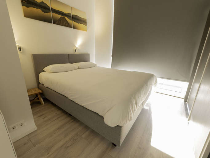 Bedroom 2, Chalet in Zeeland With Sauna by the Water, Kapelle