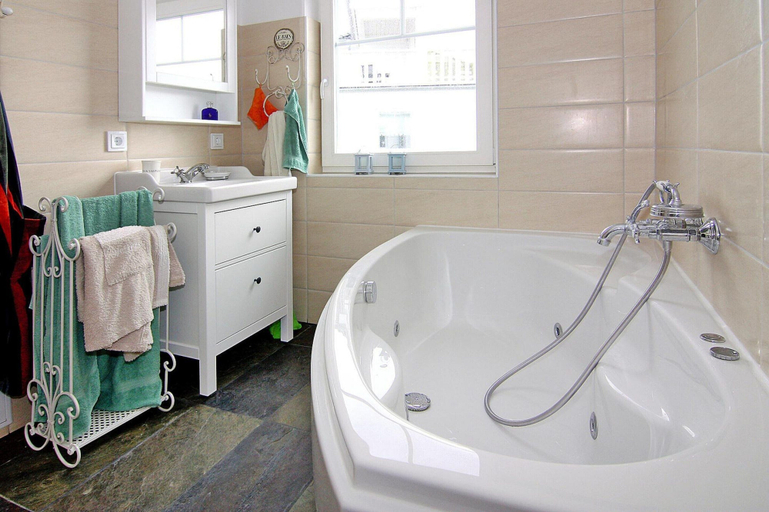 Bathroom 2, Haus in Olpenitz mit Strand und Meerblick, Schleswig-Flensburg
