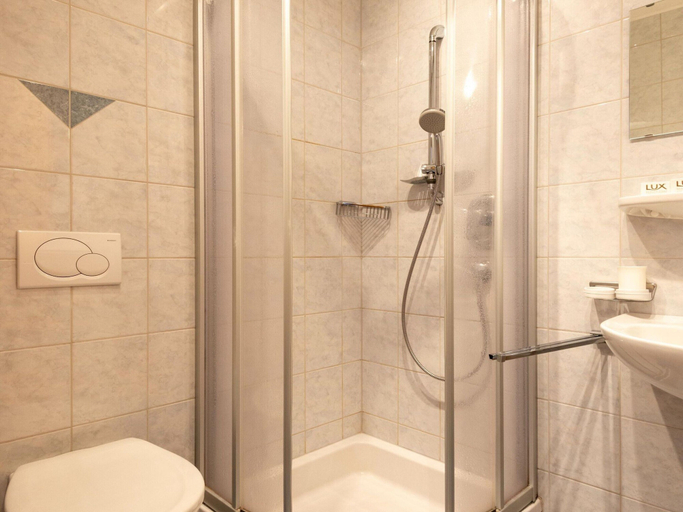 Others 3, Apartment in Tyrol Near Ski Lift, Schwaz