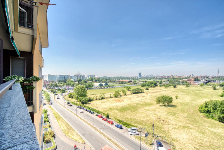 Exterior & Views 5, CaseOspitali - CASA LUCE a due passi dal SAN RAFFAELE - 1 bedroom e divano in soggiorno, Milano