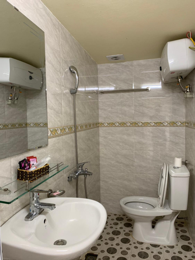Bathroom 11