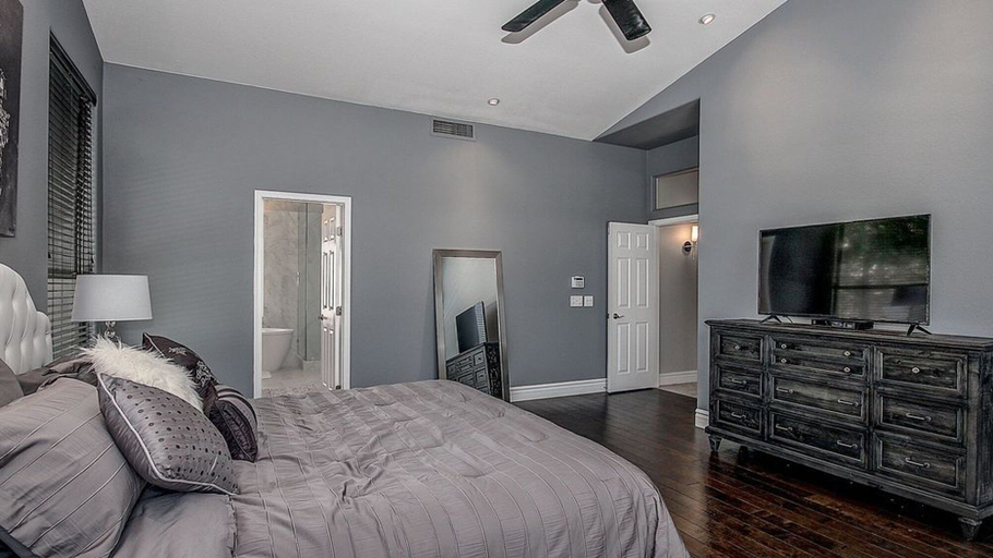 Room 3, Luxury North Scottsdale Home With Pool!, Maricopa