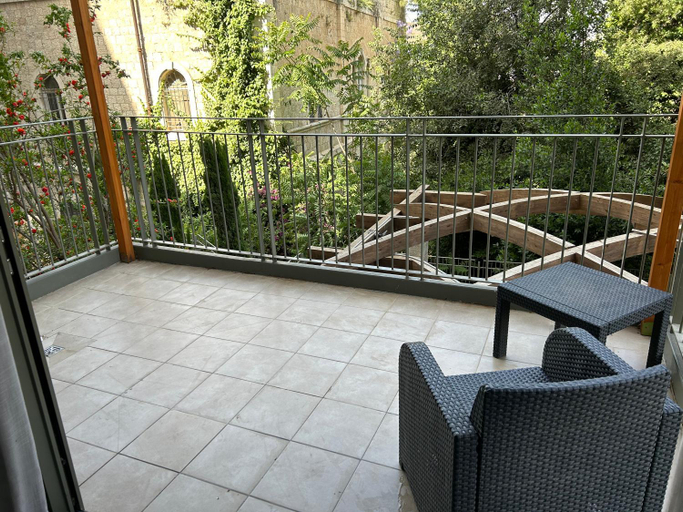 Others 4, Luxury apartments Boutique Haneviim