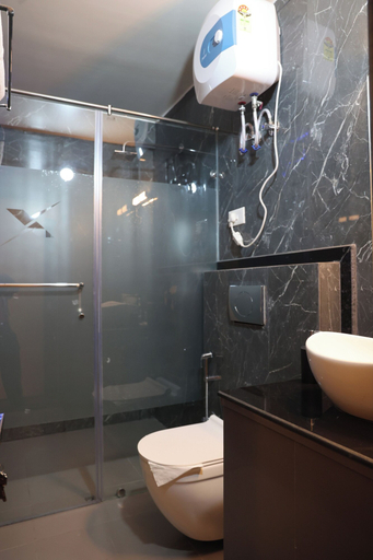 Bathroom 4, XCELSIOR HOTEL AND SPA BY ROH, East Khasi Hills