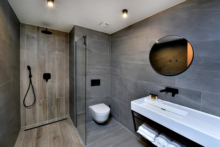 Bathroom 4, APLEND Hotel Ovruc, Poprad