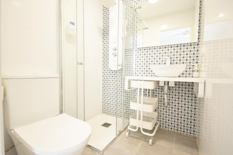 Others 3, Apartamentos ALAZUL JRJ, Cádiz