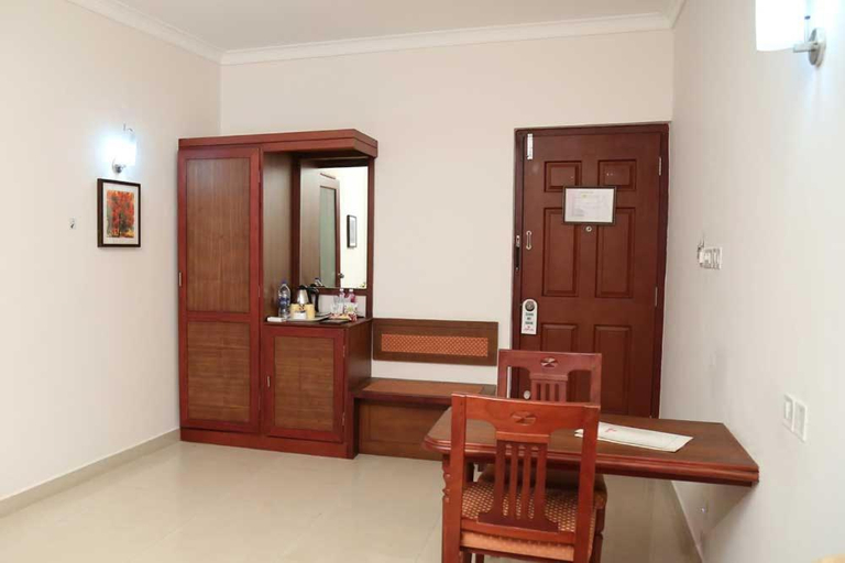 Kallada hotels, Thrissur