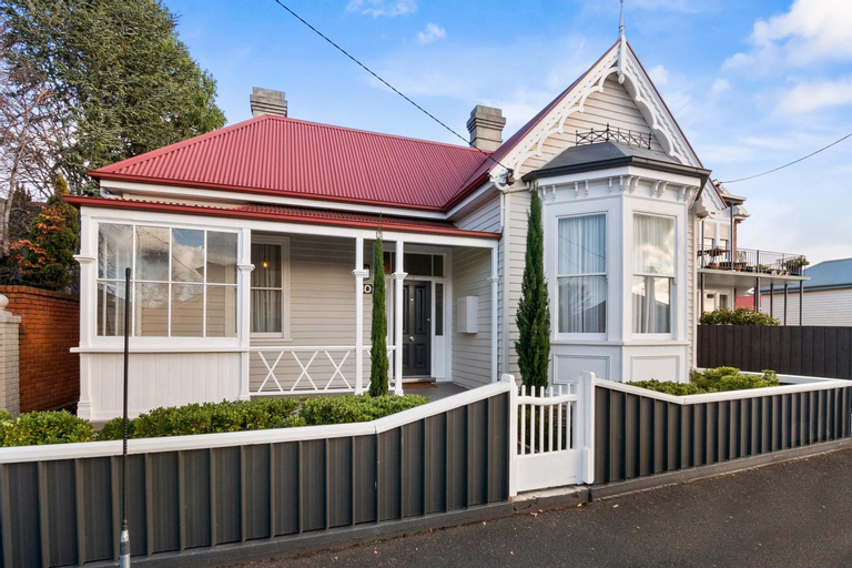 Exterior & Views 3, House on Grosvenor, Hobart