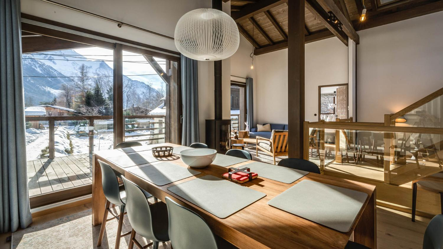 Others 4, Chalet Etoile, Haute-Savoie