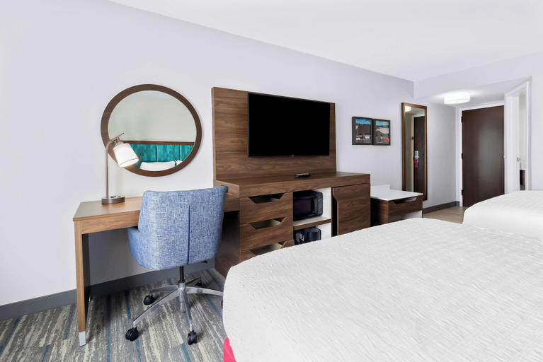 Bedroom 3, Hampton Inn Washington, Washington