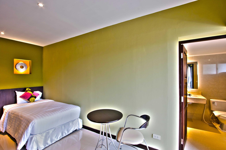 Bedroom 12