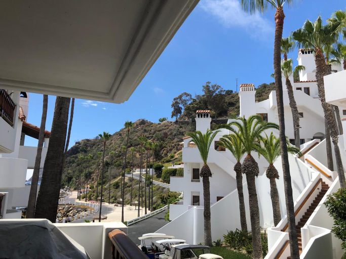 Others 4, Modern Hamilton Cove Villa w/golf cart, Los Angeles