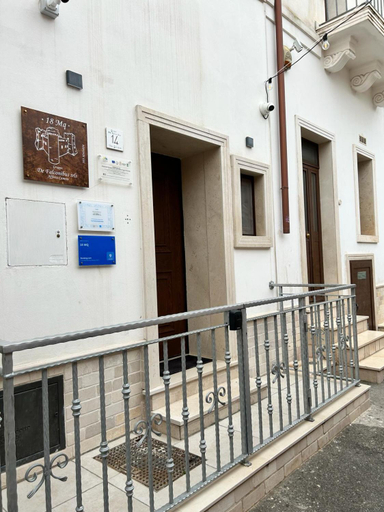 Others 3, 18 MQ, Taranto