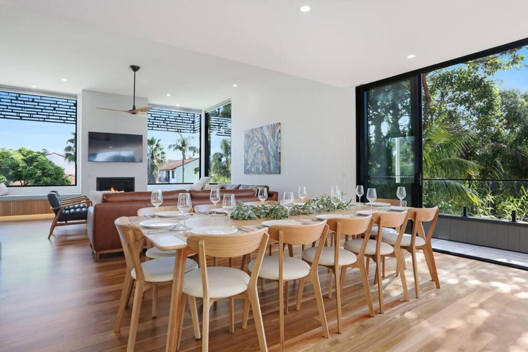 Food & Drinks 5, Beachfront Escape - 6 bedroom, Pool & beach access, Bega Valley