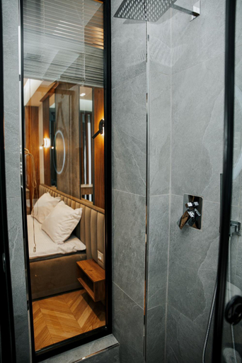 Shower 2, Centropolis Apartments, Shkodrës