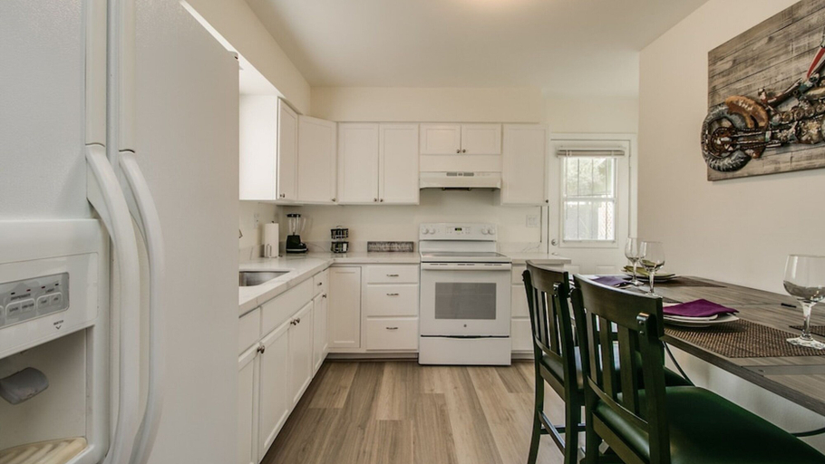 Others 4, Remodeled 2 Bdrm w/ Yard in Old Town Scottsdale!, Maricopa