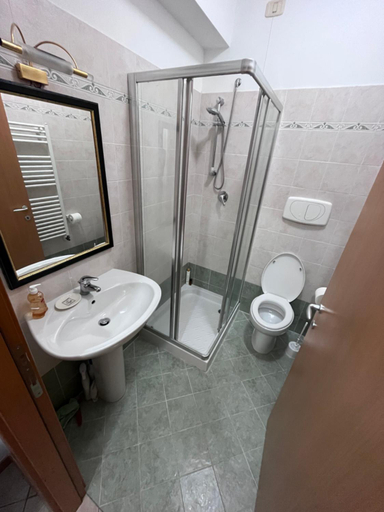 Others 2, Locazione Turistica Casa LALLI, Arezzo