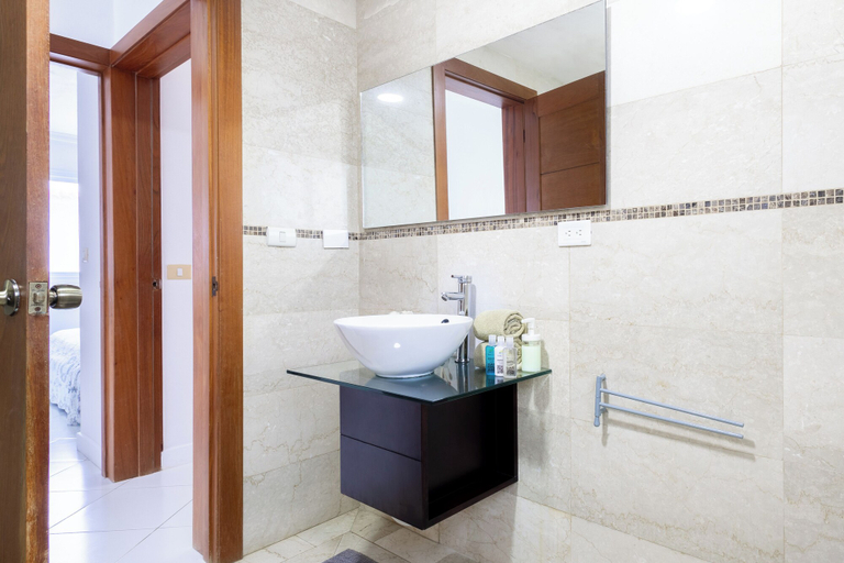 Bathroom 5, Best Family Vacation Apartment for Rent, Salvaleon de Higuey