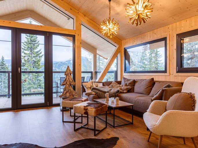Others 1, Cozy Chalet With Sauna, Murau