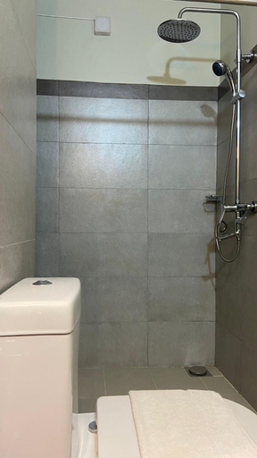 Bathroom 5, VISTA HOUSE, K.F.G. & G. Korale