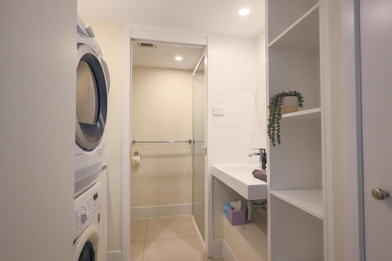 Bathroom 3, The Cove Noosa - Apartment 5, Noosa - Noosa-Noosaville