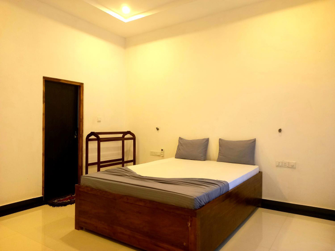 Bedroom 2, Hotel krish, Koralai Pattu (Valachchenai)
