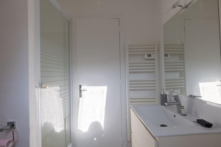 Bathroom, L'appart K-BANE- Wifi Fibre- Checkin auto- 2 pers, Sarthe