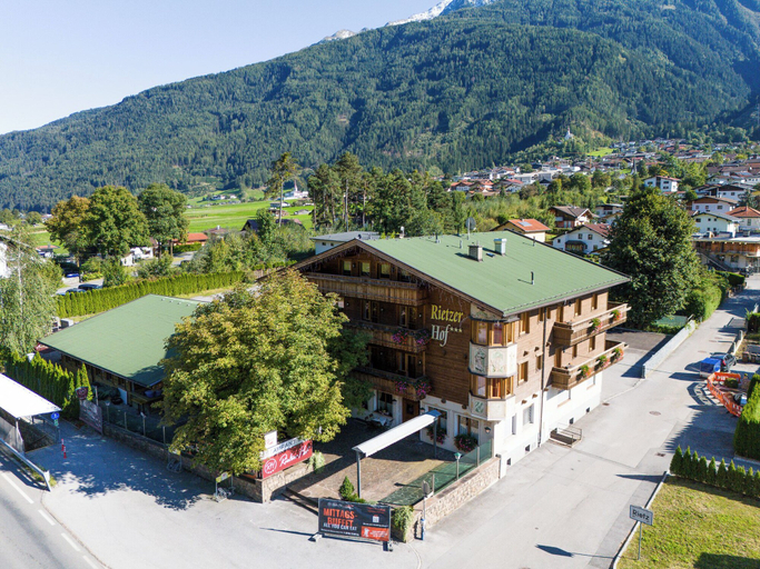 Exterior & Views 2, Hotel Rietzer Hof, Imst