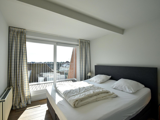 Bedroom 5, Bright Flat With Bunk Beds, West-Vlaanderen