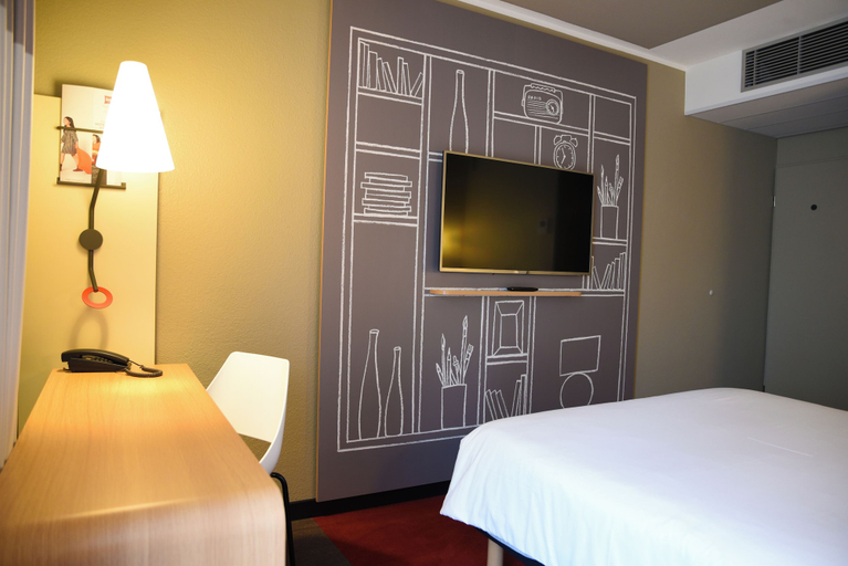 Bedroom 3, ibis Aachen Marschiertor (Aix la Chapelle), Städteregion Aachen