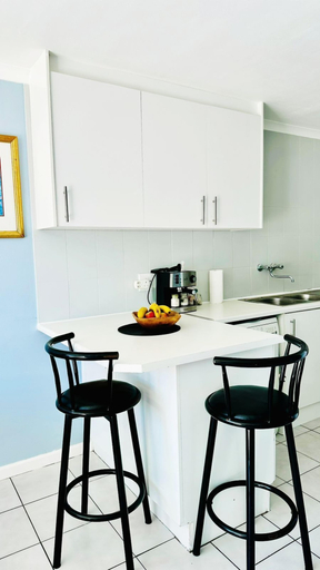 Others 5, Caline VIP Beach Close, City of Cape Town