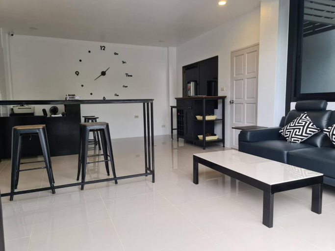 Others 4, Gankluy Mansion, Phuket Island
