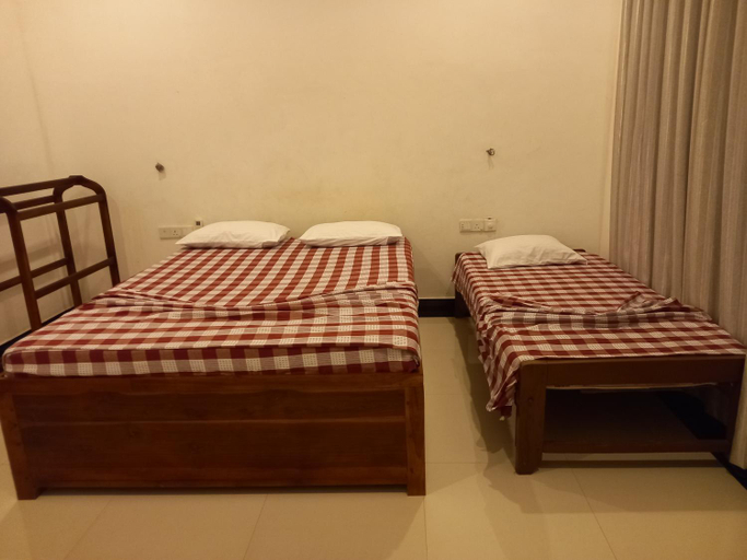 Others 4, Hotel krish, Koralai Pattu (Valachchenai)