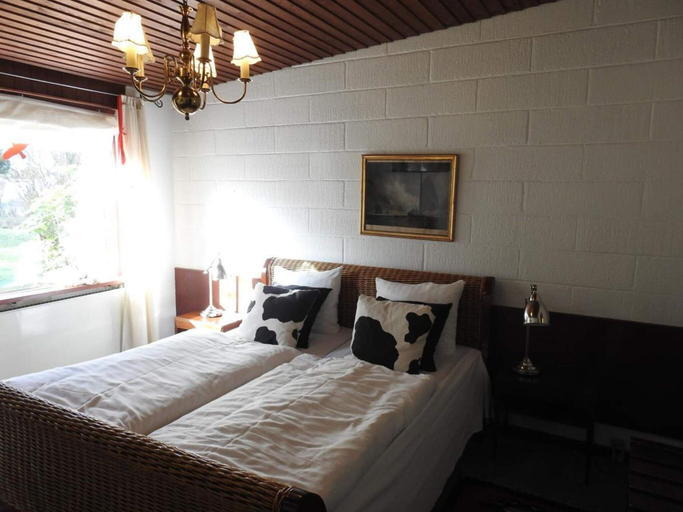 Room 5, Queen Suite in a Hotel in Tranekaer, Langeland