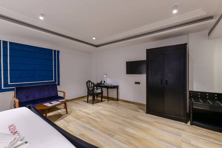 Bedroom 3, Regenta Inn Downton Raipur, Raipur
