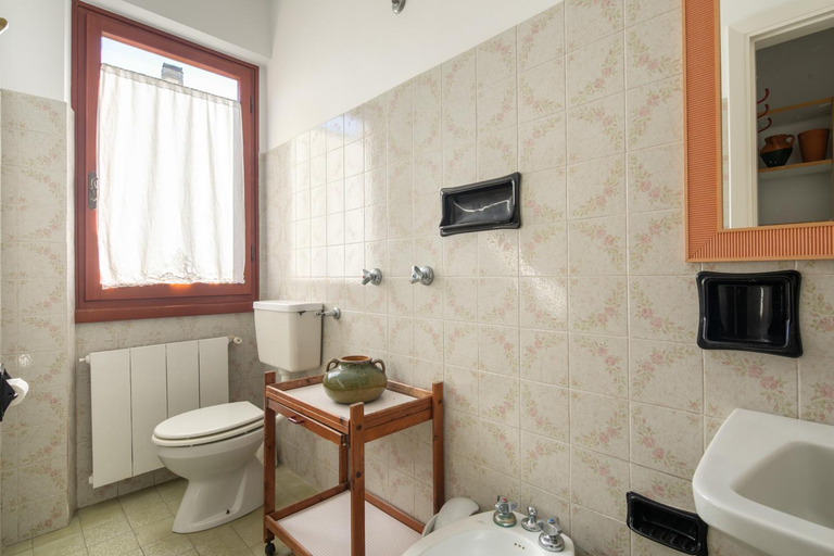 Bathroom 2, Villa Luia by Mmega, Lucca