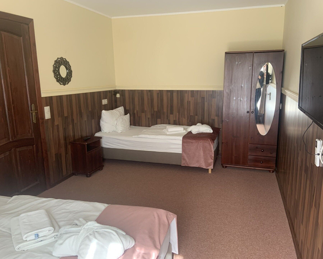 Bedroom 3, Termál Hotel Vesta, Monor