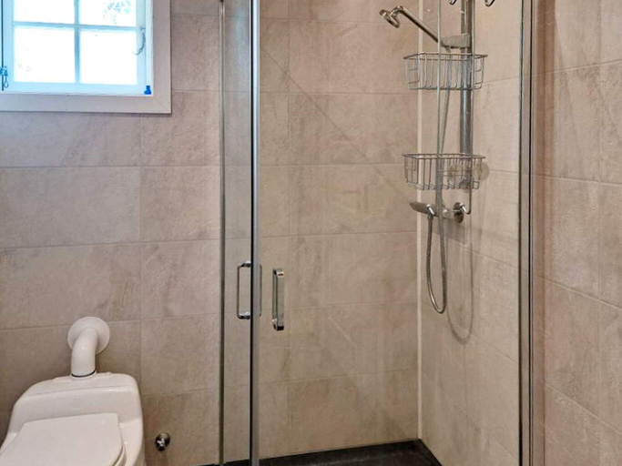 Bathroom 2, 6 Person Holiday Home in Grimo, Ullensvang