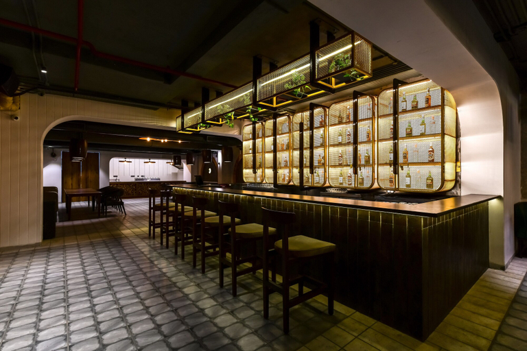 Food & Drinks 5, Regenta Inn Downton Raipur, Raipur